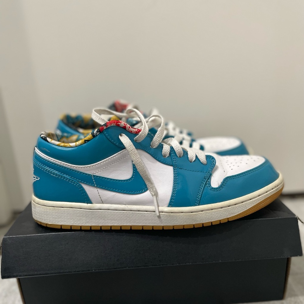 Jordan 1 Low Barcelona